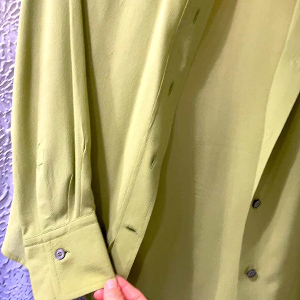 Escada - Picture 5 of 7